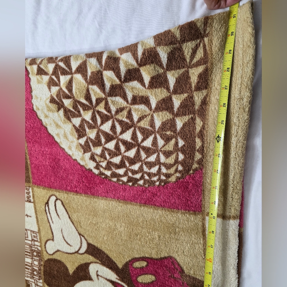 Walt Disney Theme Park Disneyland Mickey Mouse Red Blue Tan Fleece Throw Blanket - Picture 4 of 5